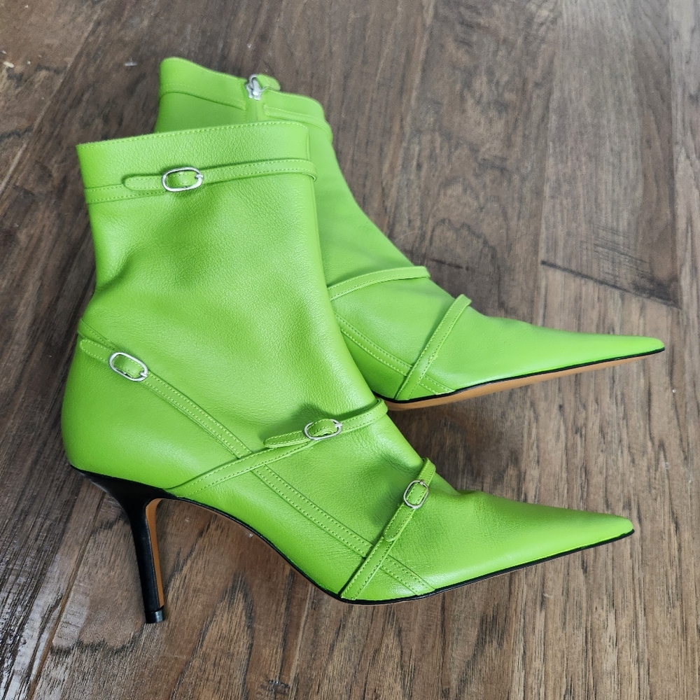ABRA lime green buckled booties
